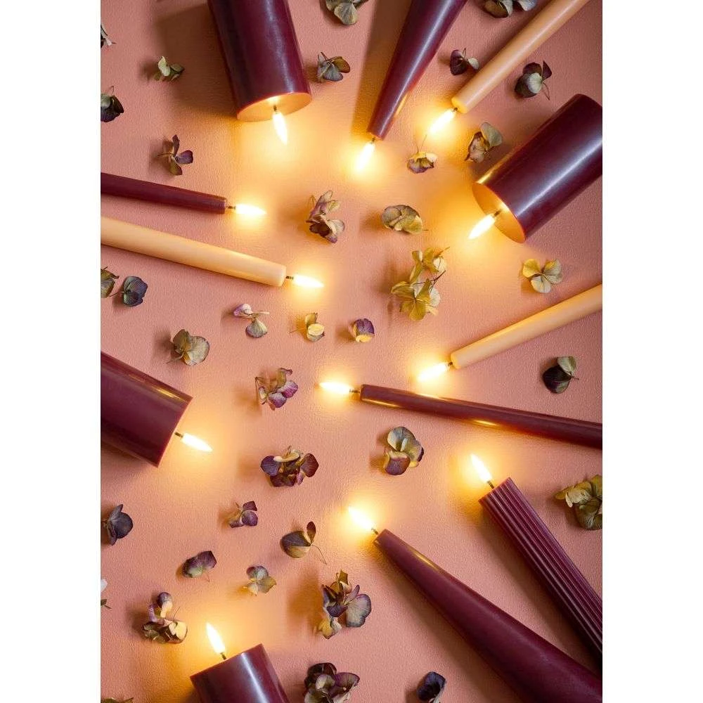 Bougie à Bout Effilé LED Grooved 2-pack 3,2x25,5 cm Wine Rouge/Smooth - Uyuni Li